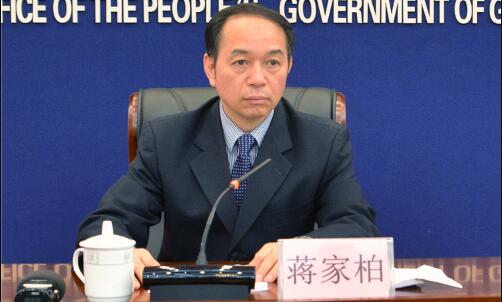 蔣家柏簡歷：廣西自治區(qū)人大法制委員會主任委員蔣家柏，曾任廣西自治區(qū)政府秘書長、水庫移民局局長、扶貧辦主任