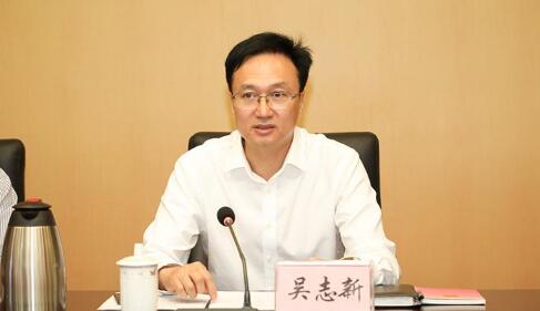吳志新簡歷：欽州市人大副主任吳志新，曾任欽州市政府、市人大秘書長